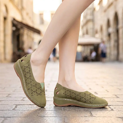 🥿 Καλοκαιρινά Slip-On Παπούτσια από Γνήσιο Δέρμα – Κομμένα και Αναπνέοντα, Ανατομική Σόλα με Σφήνα, 5 Χρώματα, Μεγέθη 35-43! ☀️✨