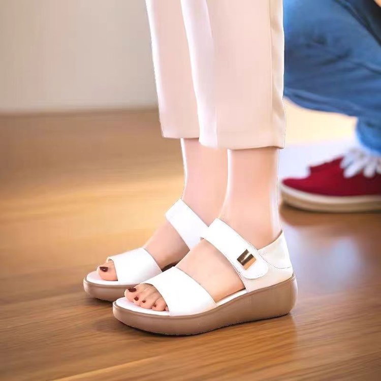 🥰【35-40】Νέα casual σανδάλια με μαλακή σόλα και αντιολισθητικό τακούνι του 2025