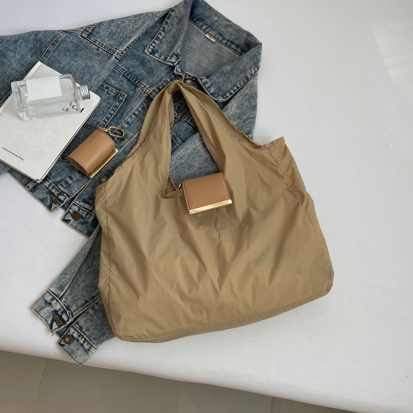 Τσάντα Tote με μπρελόκ 🛒 Δύο σε ένα, μεγάλης χωρητικότητας τσάντα αγορών, φορητή, οικολογική και ελαφριά ✨